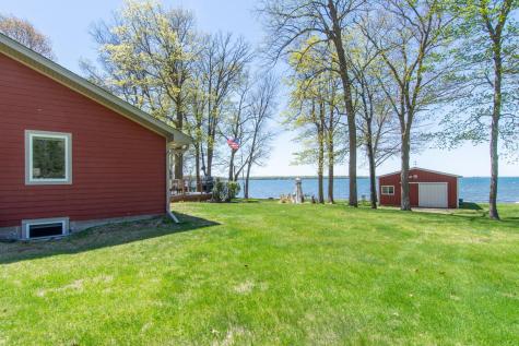 42491 Vista Road Isle MN 56342