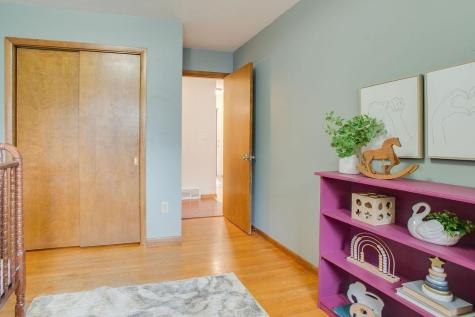 2005 S 15th Street S Moorhead MN 56560