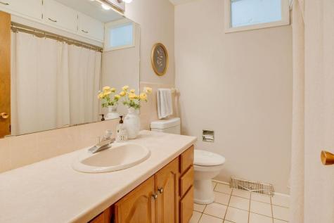 2005 S 15th Street S Moorhead MN 56560