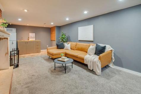 2005 S 15th Street S Moorhead MN 56560