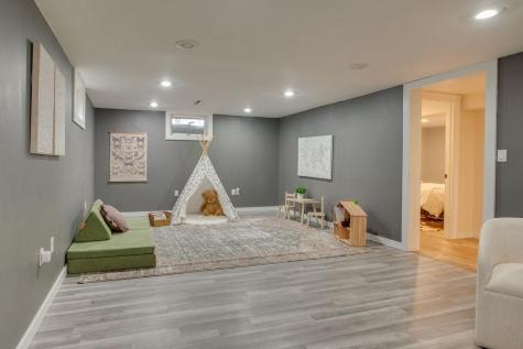 2005 S 15th Street S Moorhead MN 56560