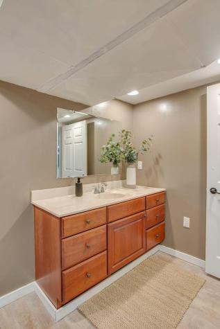 2005 S 15th Street S Moorhead MN 56560