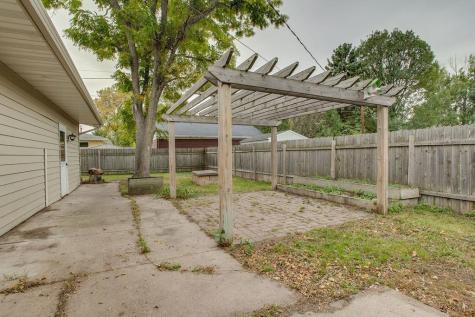 2005 S 15th Street S Moorhead MN 56560