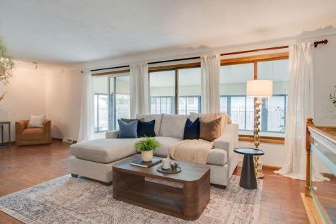 2005 S 15th Street S Moorhead MN 56560