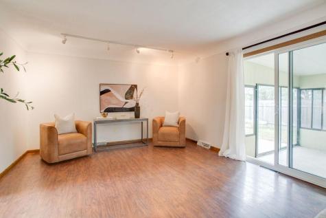 2005 S 15th Street S Moorhead MN 56560