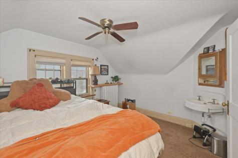 2327 E 4th Street Duluth MN 55812