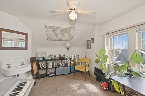 2327 E 4th Street Duluth MN 55812