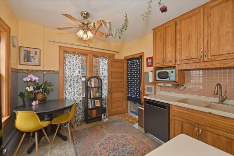 2327 E 4th Street Duluth MN 55812