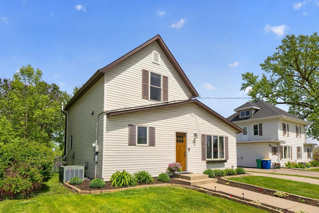 506 Park Avenue Goodhue MN 55027
