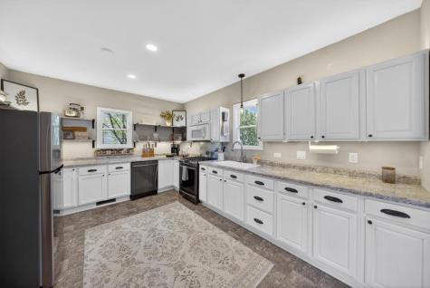 506 Park Avenue Goodhue MN 55027