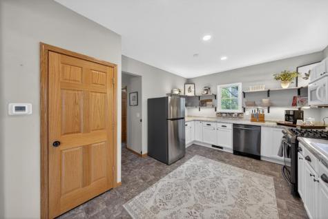 506 Park Avenue Goodhue MN 55027