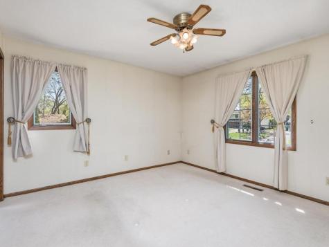 17210 13th Avenue N Plymouth MN 55447