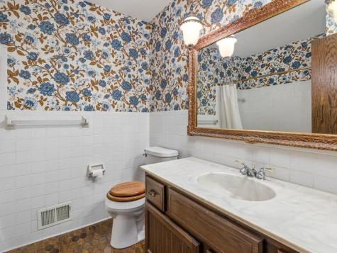 17210 13th Avenue N Plymouth MN 55447