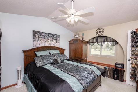 3511 42nd Avenue S Fargo ND 58104