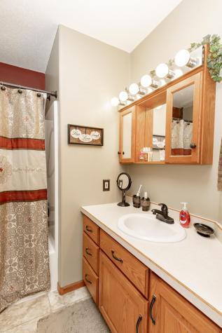 3511 42nd Avenue S Fargo ND 58104