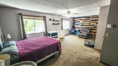 1919 27th Avenue S Fargo ND 58103