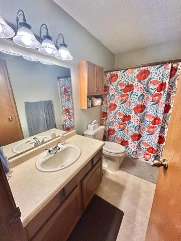 1919 27th Avenue S Fargo ND 58103