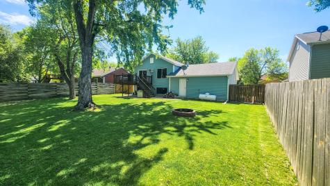 1919 27th Avenue S Fargo ND 58103