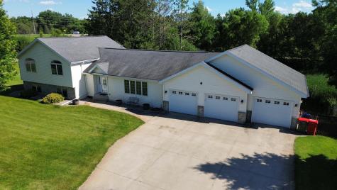 3008 Pinewood Lane NE Alexandria MN 56308