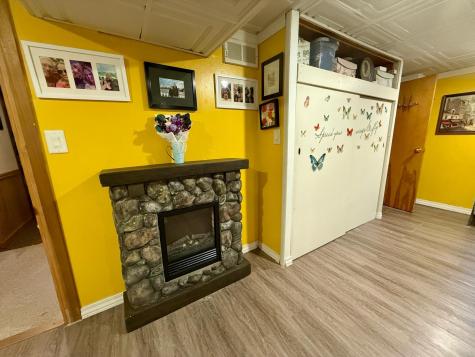 237 Viking Drive Valley City ND 58072