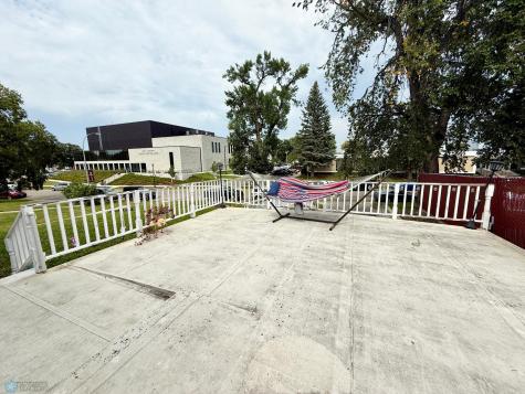 237 Viking Drive Valley City ND 58072