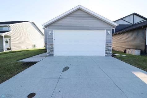 3816 31st Street S Moorhead MN 56560
