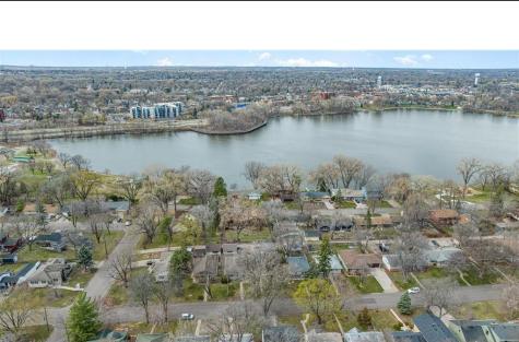 4201 40TH Avenue N Robbinsdale MN 55422
