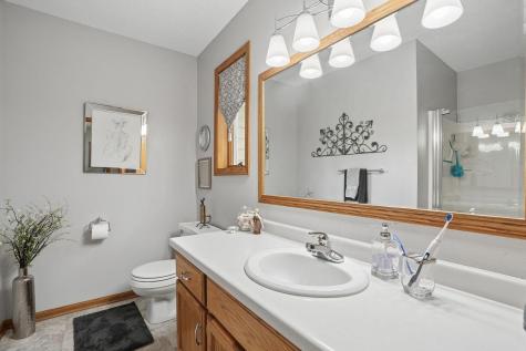 2063 Rena Circle Saint Augusta MN 55320