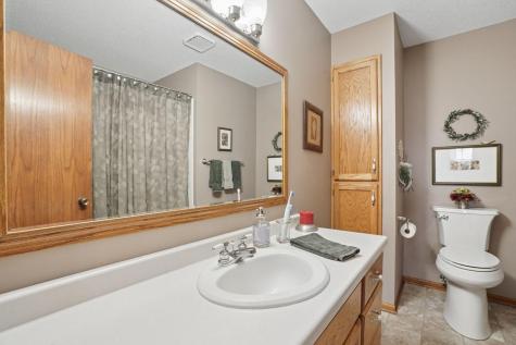 2063 Rena Circle Saint Augusta MN 55320