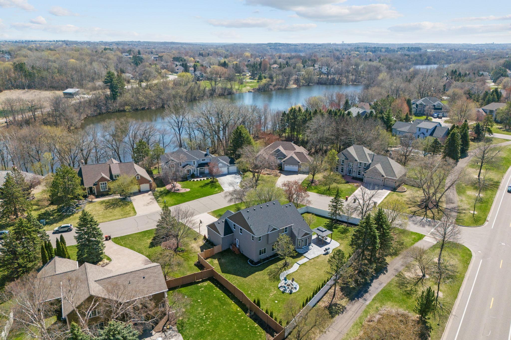 9154 Edinburgh Lane Woodbury MN 55125