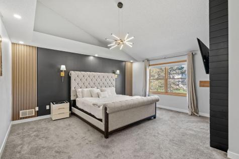 9154 Edinburgh Lane Woodbury MN 55125