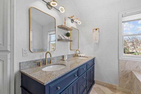9154 Edinburgh Lane Woodbury MN 55125