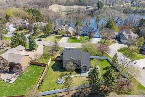 9154 Edinburgh Lane Woodbury MN 55125