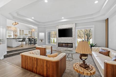 9154 Edinburgh Lane Woodbury MN 55125
