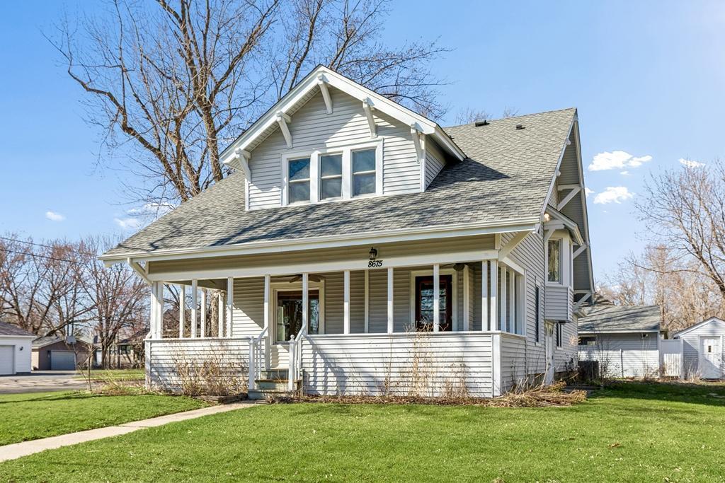 8675 Upper 206th Street W Lakeville MN 55044