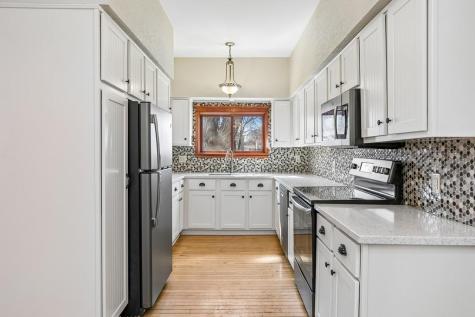8675 Upper 206th Street W Lakeville MN 55044