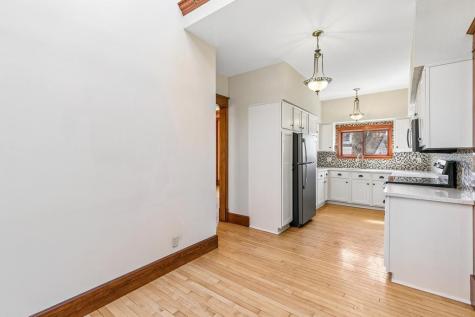 8675 Upper 206th Street W Lakeville MN 55044