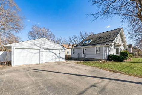 8675 Upper 206th Street W Lakeville MN 55044