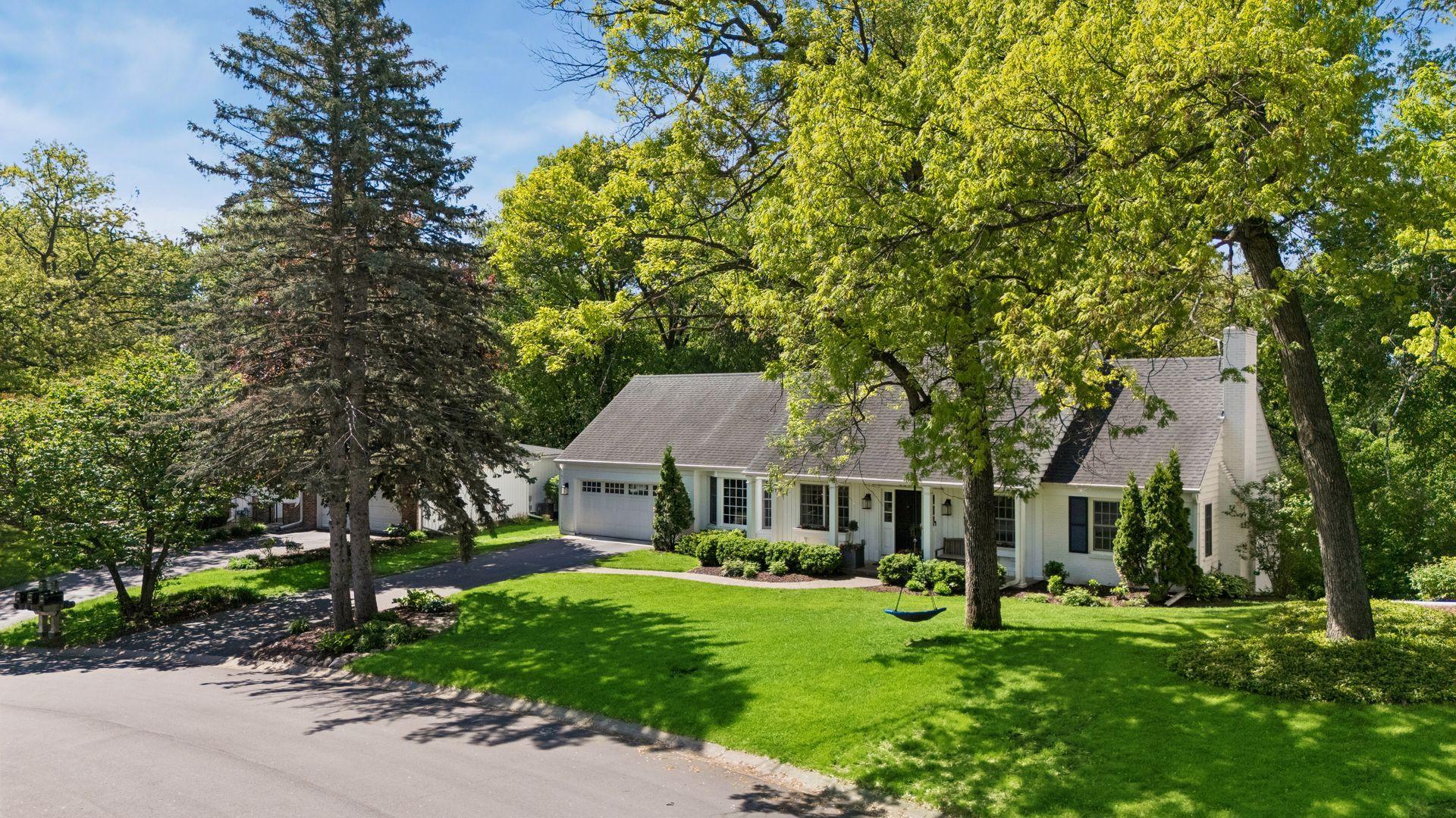 6533 Navaho Trail Edina MN 55439