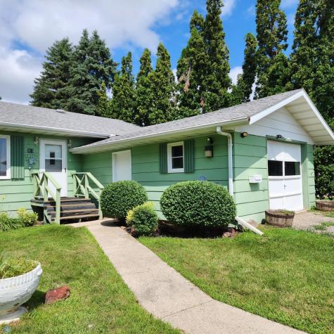 303 9th Avenue E Lisbon ND 58054