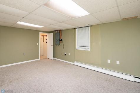 303 9th Avenue E Lisbon ND 58054