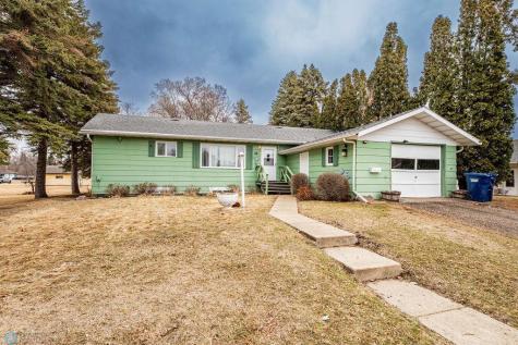 303 9th Avenue E Lisbon ND 58054