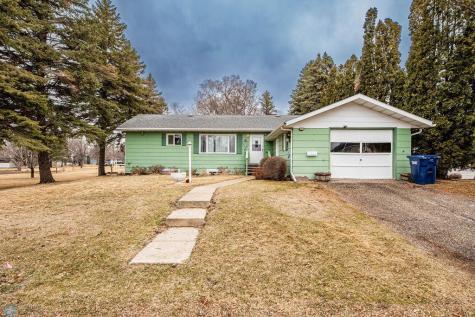 303 9th Avenue E Lisbon ND 58054