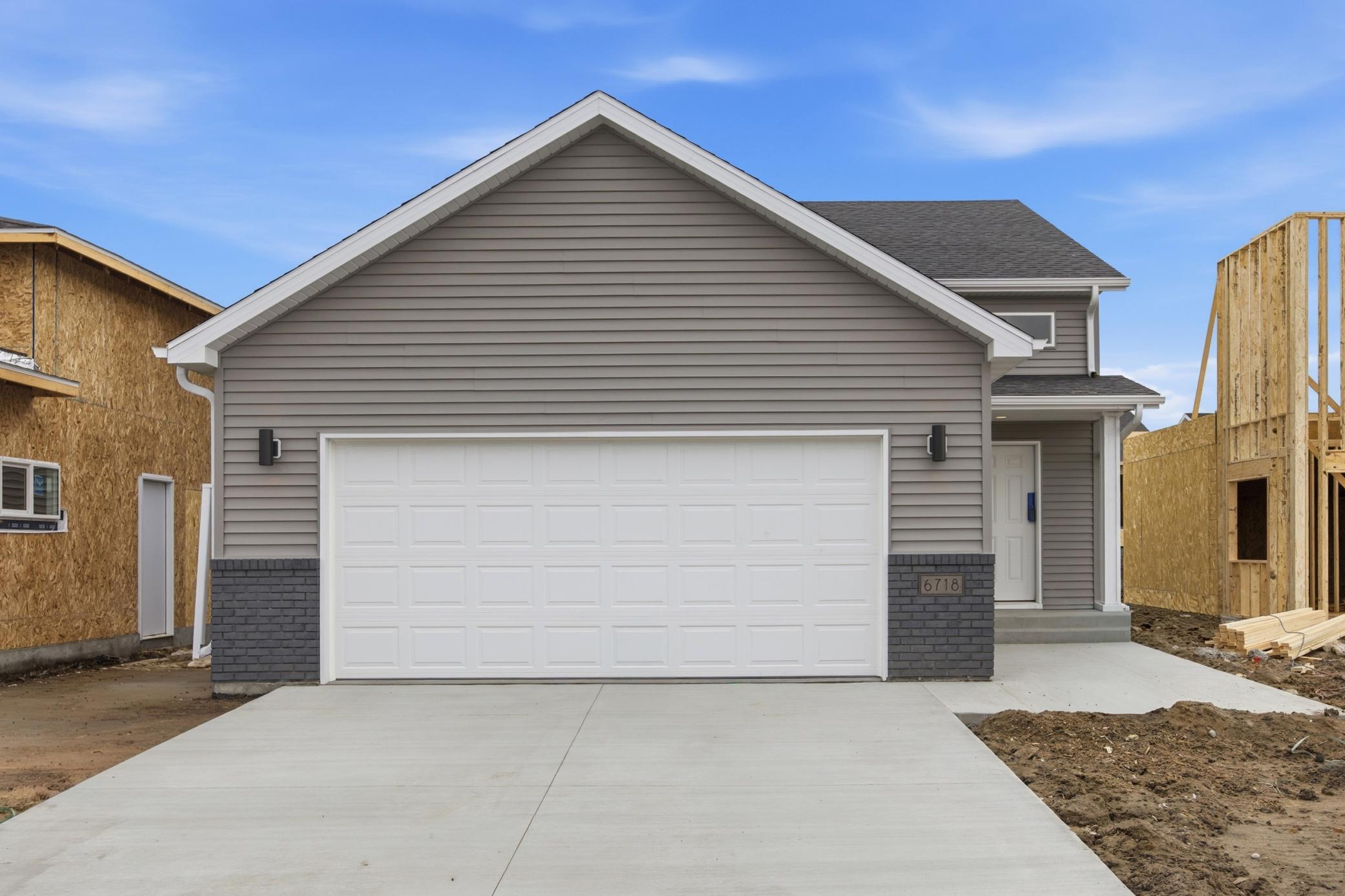 6718 Belding Drive S Fargo ND 58104
