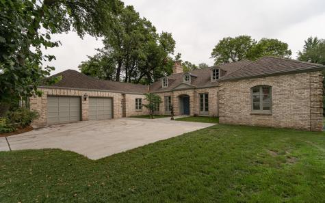 910 Folwell Drive SW Rochester MN 55902