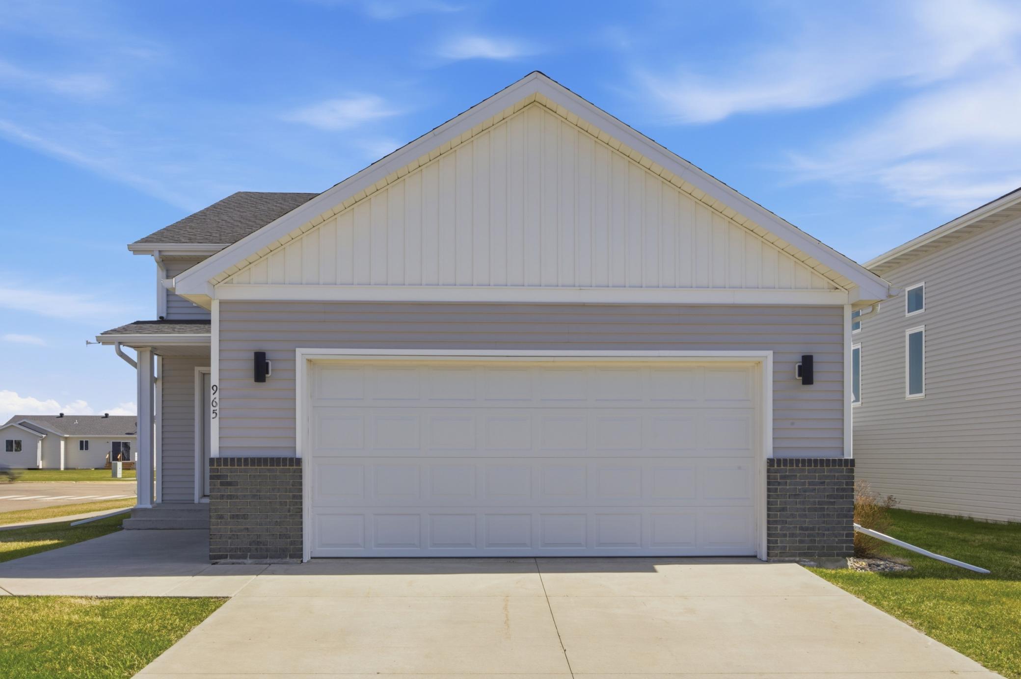 965 Ashley Drive W West Fargo ND 58078