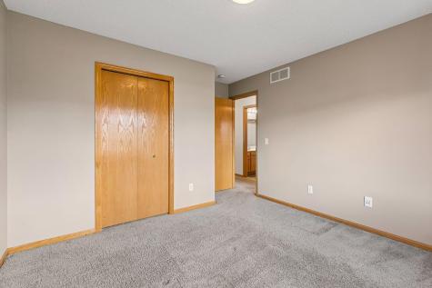 1715 Talon Trail Eagan MN 55122