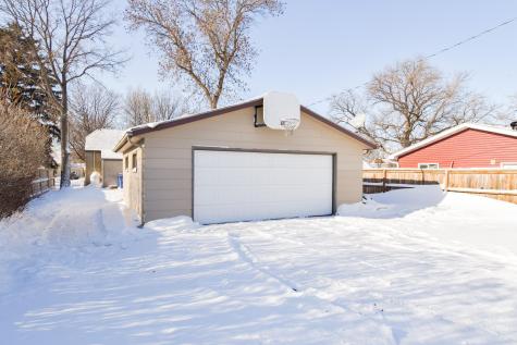 106 4th Street SE Barnesville MN 56514