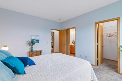 10947 Alexandra Court Inver Grove Heights MN 55077