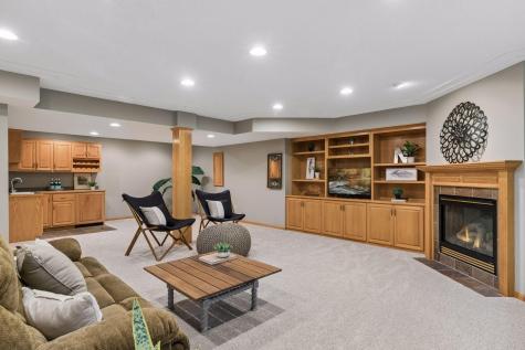 10947 Alexandra Court Inver Grove Heights MN 55077